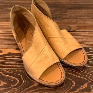 Free People sandals